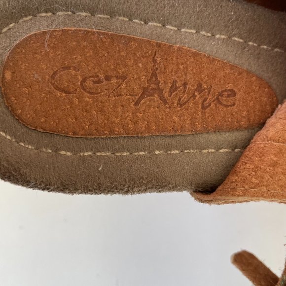 COPY - Comfortable Suede Wedge Heel Sandals for Women in Tan Sz 9 EUC - Picture 7 of 11